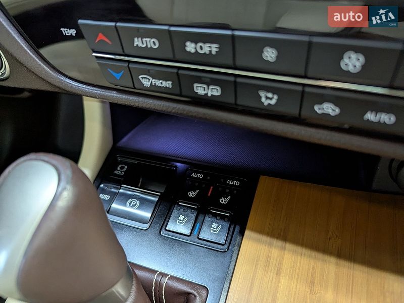 Внедорожник / Кроссовер Lexus RX 2019 в Ивано-Франковске