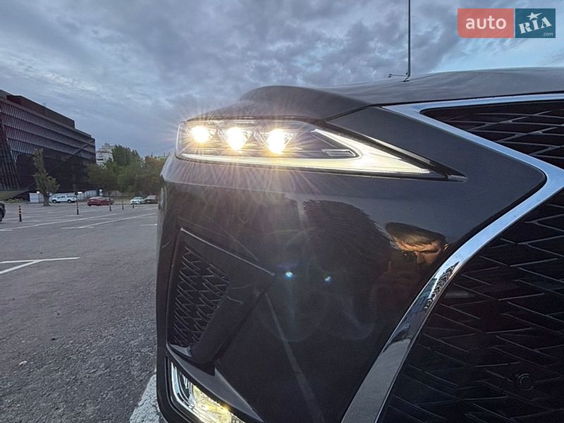 Внедорожник / Кроссовер Lexus RX 2021 в Киеве