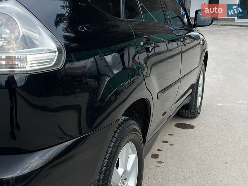 Внедорожник / Кроссовер Lexus RX 2004 в Верховине