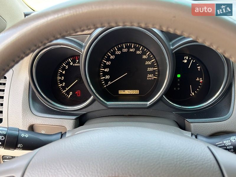 Позашляховик / Кросовер Lexus RX 2006 в Києві