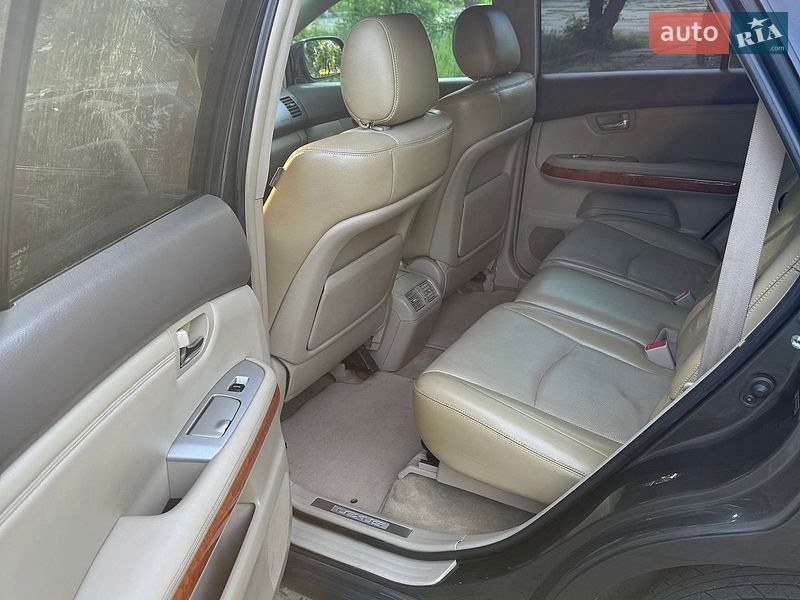 Позашляховик / Кросовер Lexus RX 2006 в Харкові