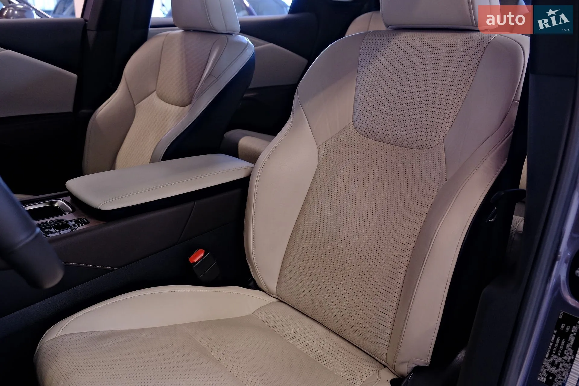 2023 Lexus RX - мініатюра 26