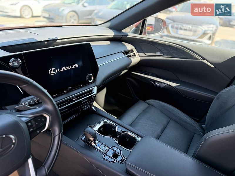 Внедорожник / Кроссовер Lexus RX 2023 в Львове