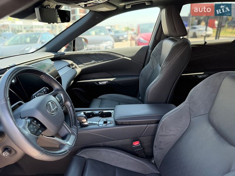 Внедорожник / Кроссовер Lexus RX 2023 в Львове