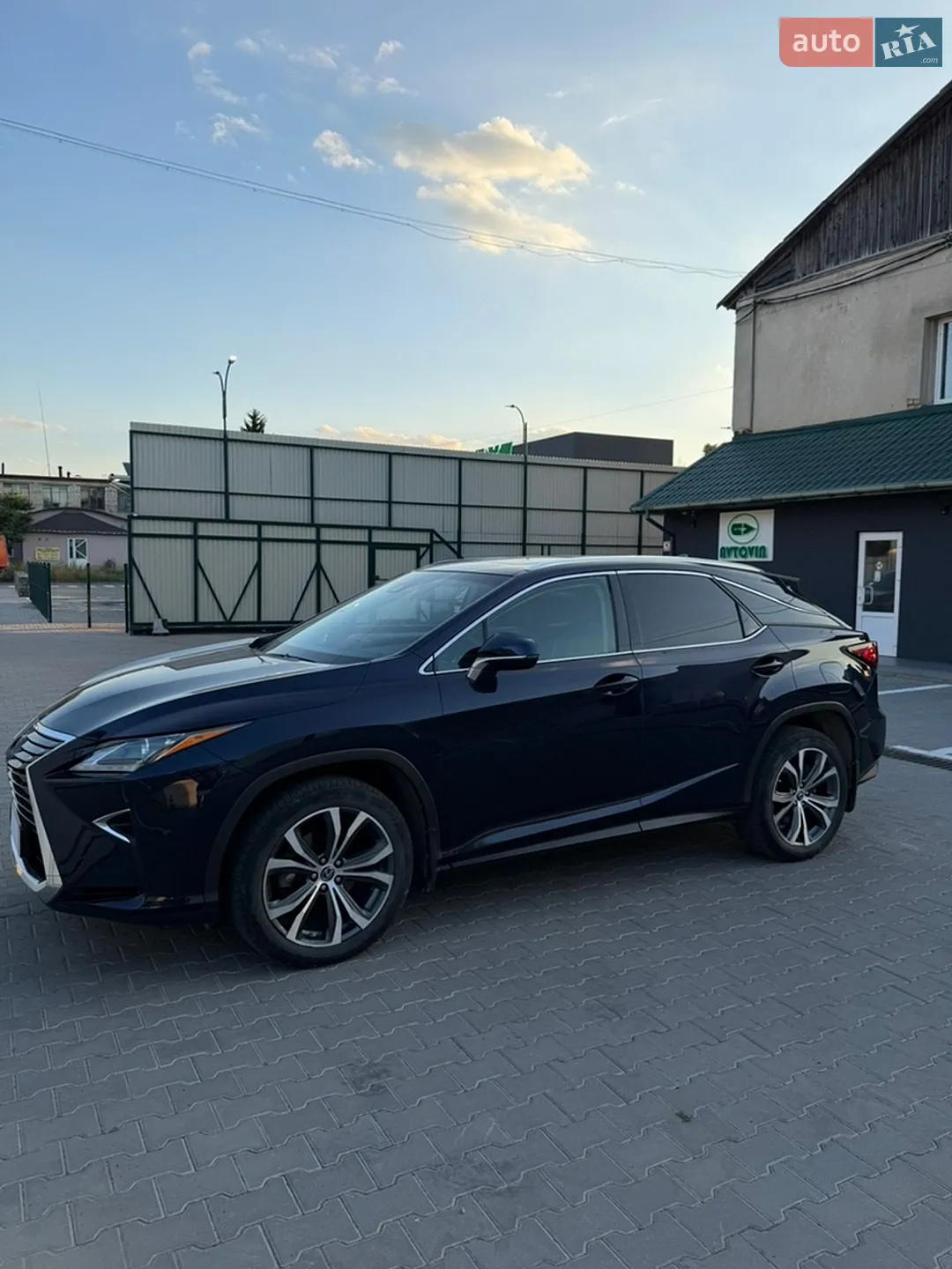 2019 Lexus RX - мініатюра 2