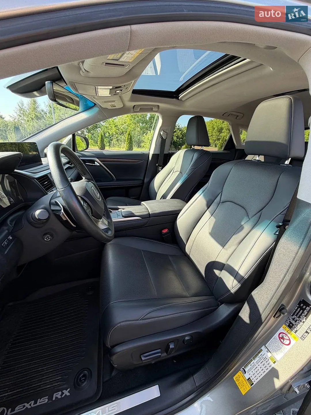 2019 Lexus RX - мініатюра 17