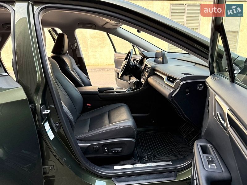 Позашляховик / Кросовер Lexus RX 2020 в Києві