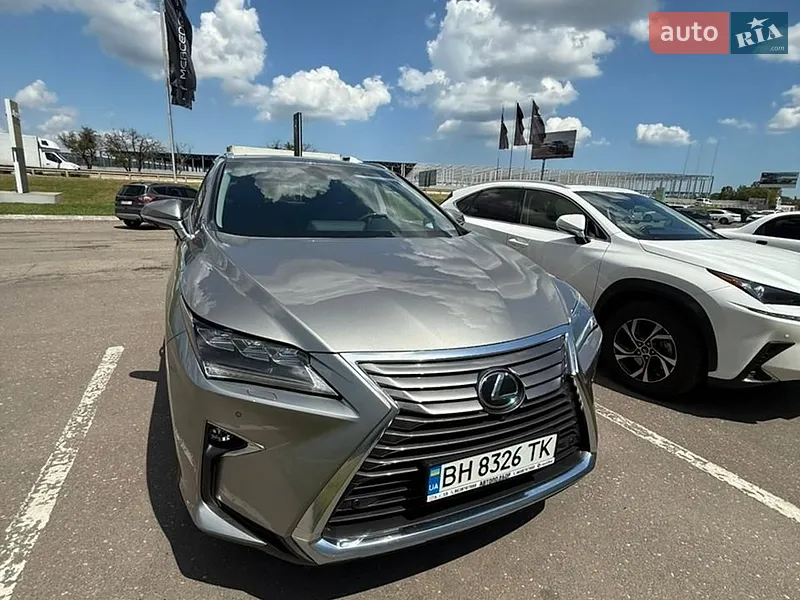 Lexus RX 2019