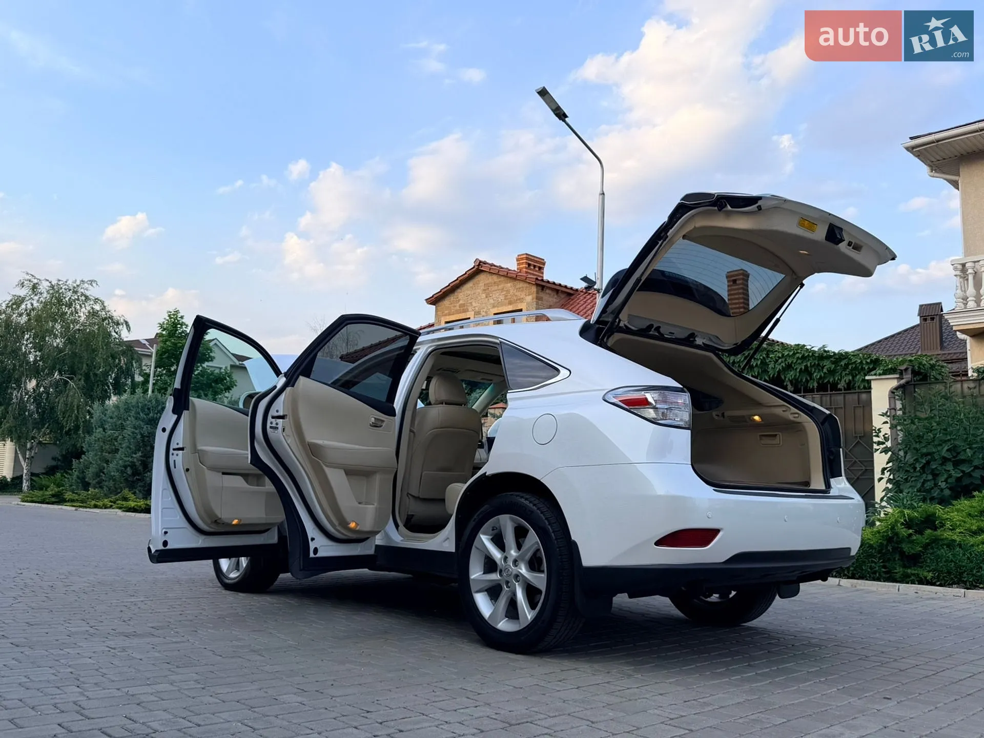 Lexus RX 2011 VIN 2T2BK1BA8BC103122 фото оголошення 67 з 101