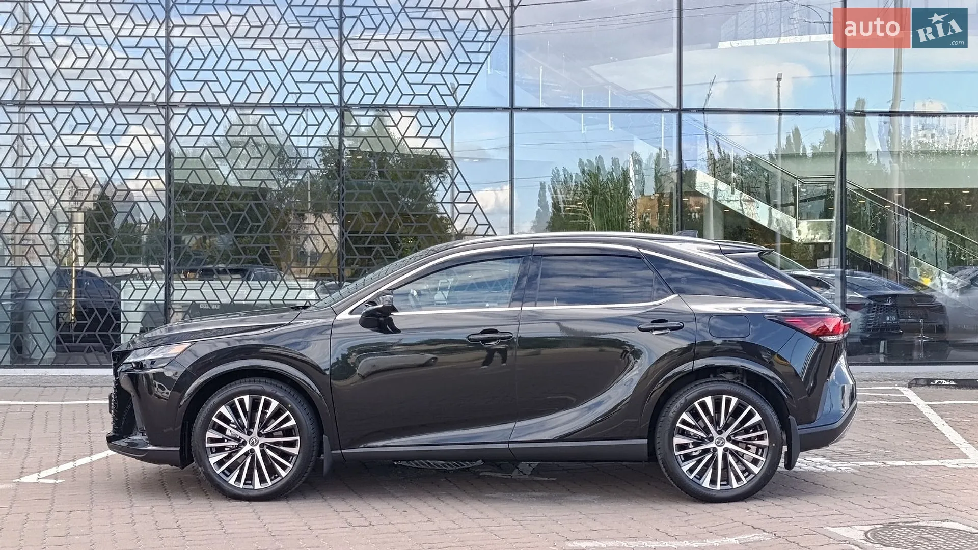 2026 Lexus RX - мініатюра 3