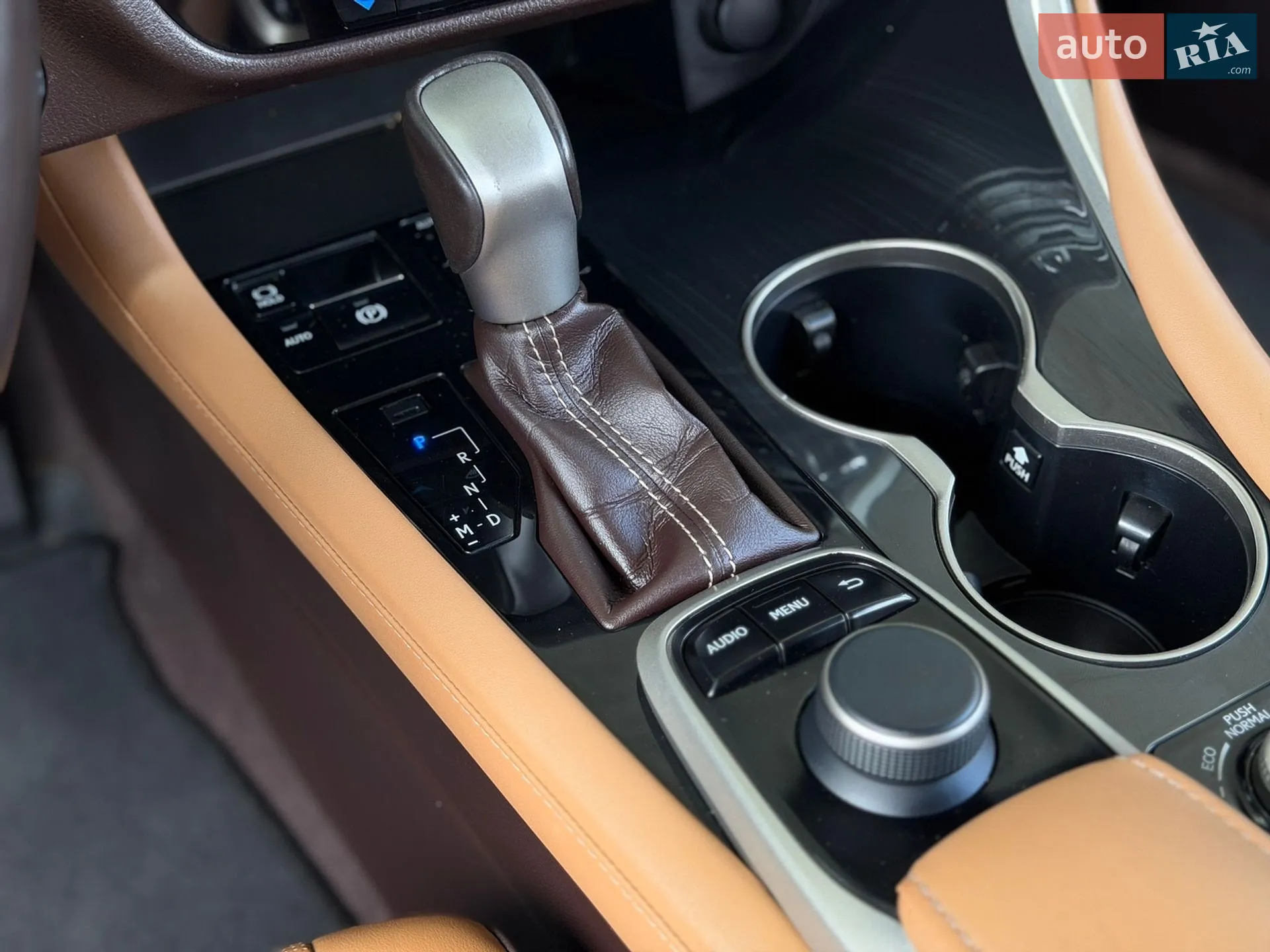 2017 Lexus RX - мініатюра 19