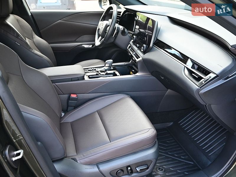 Позашляховик / Кросовер Lexus RX 2023 в Києві
