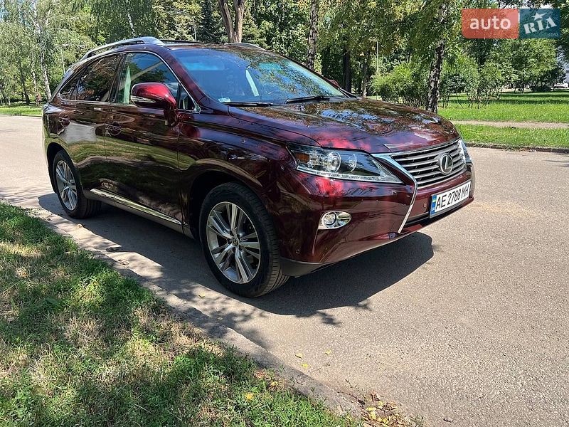 Lexus RX, photos from the listing