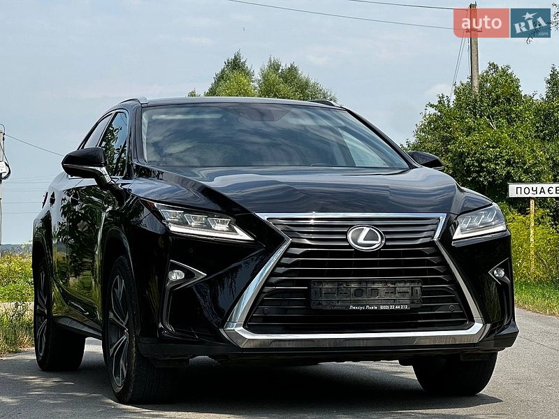 Lexus RX, photos from the listing
