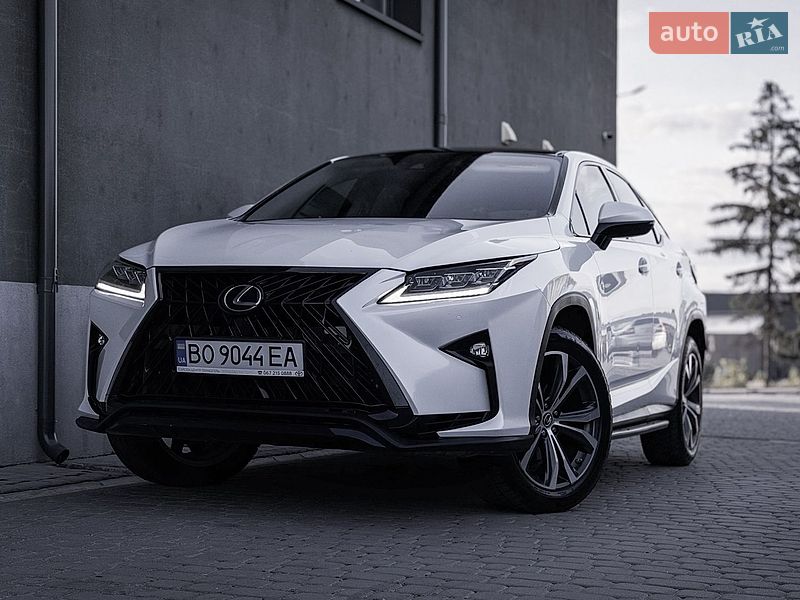 Внедорожник / Кроссовер Lexus RX 2018 в Тернополе