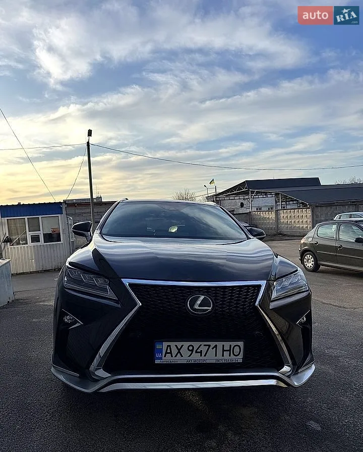 2017 Lexus RX - фото 1