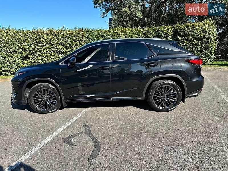 Lexus RX 2022
