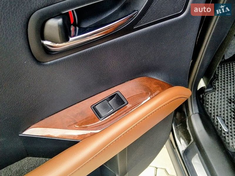 Внедорожник / Кроссовер Lexus RX 2013 в Берегомете