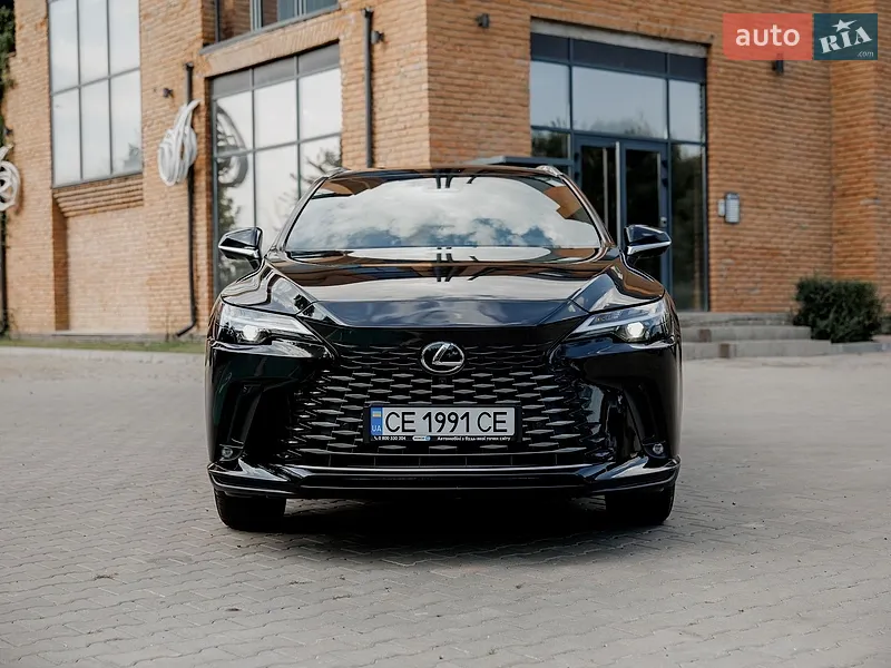 Lexus RX 2024