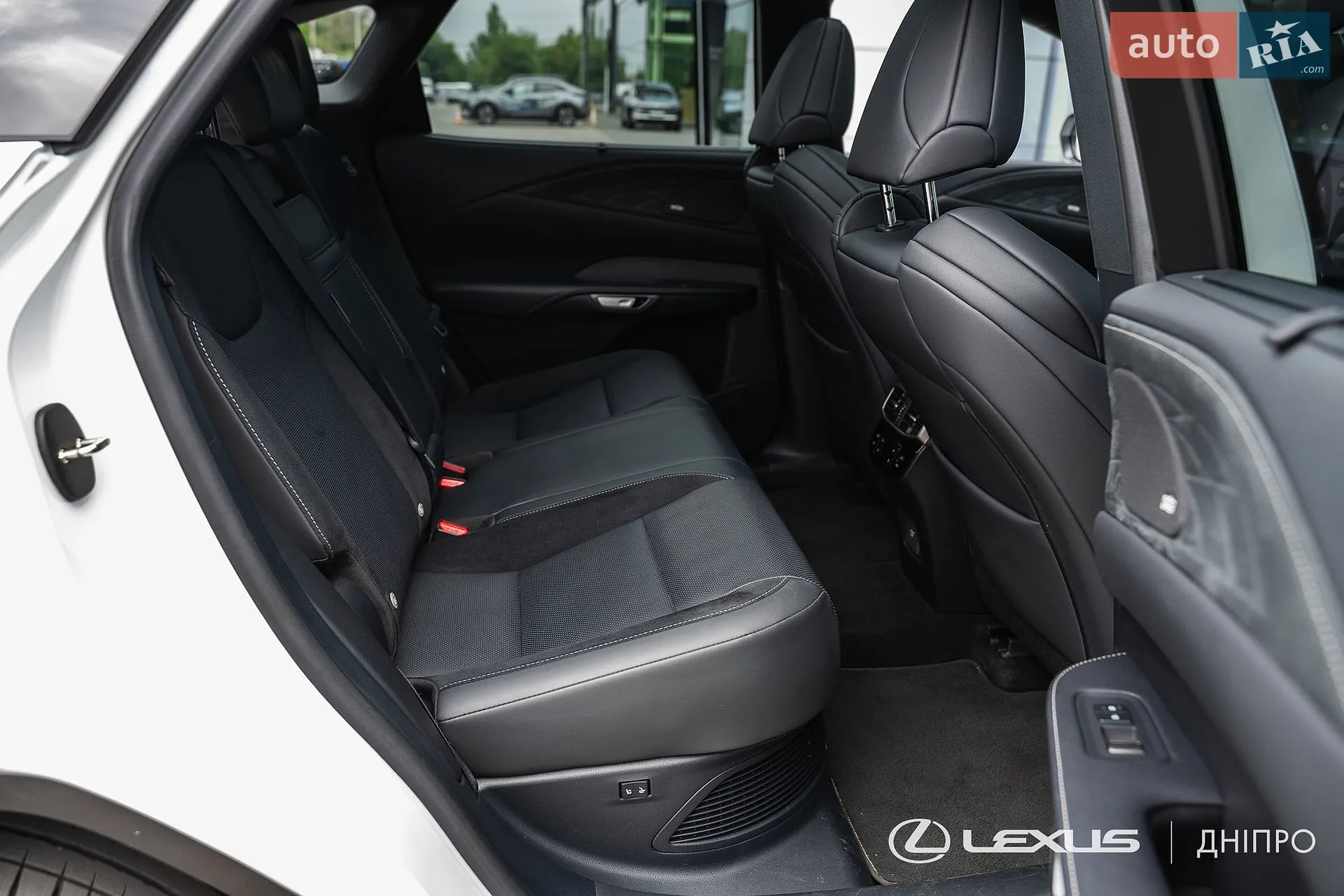 2023 Lexus RX - мініатюра 29
