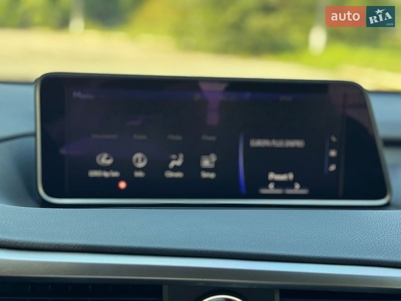 Позашляховик / Кросовер Lexus RX 2018 в Дніпрі