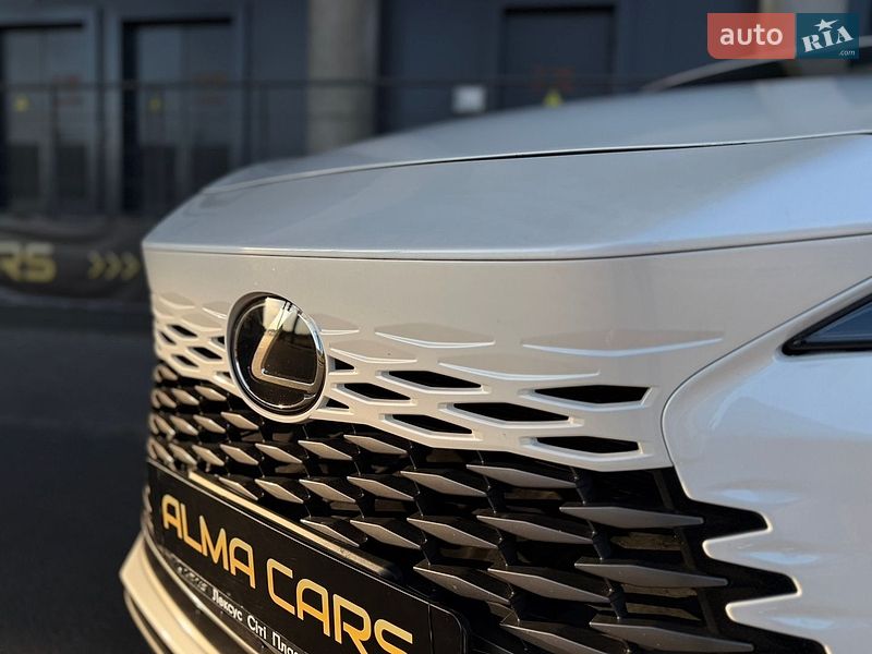 Позашляховик / Кросовер Lexus RX 2023 в Києві