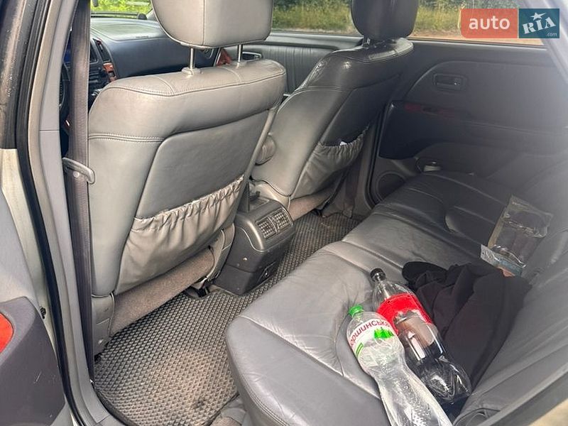 Внедорожник / Кроссовер Lexus RX 2000 в Сумах