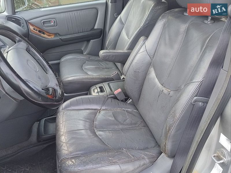 Внедорожник / Кроссовер Lexus RX 1999 в Днепре