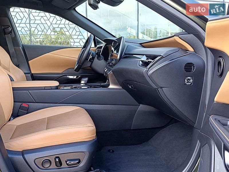 Позашляховик / Кросовер Lexus RX 2023 в Києві фото 6 Позашляховик / Кросовер Lexus RX 2023 в Києві