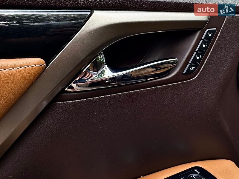 Внедорожник / Кроссовер Lexus RX 2017 в Киеве