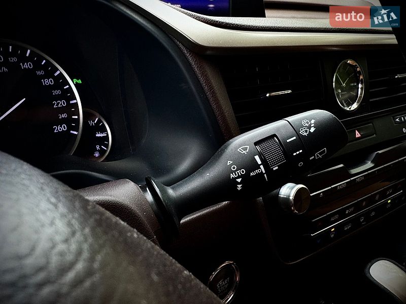 Внедорожник / Кроссовер Lexus RX 2017 в Киеве