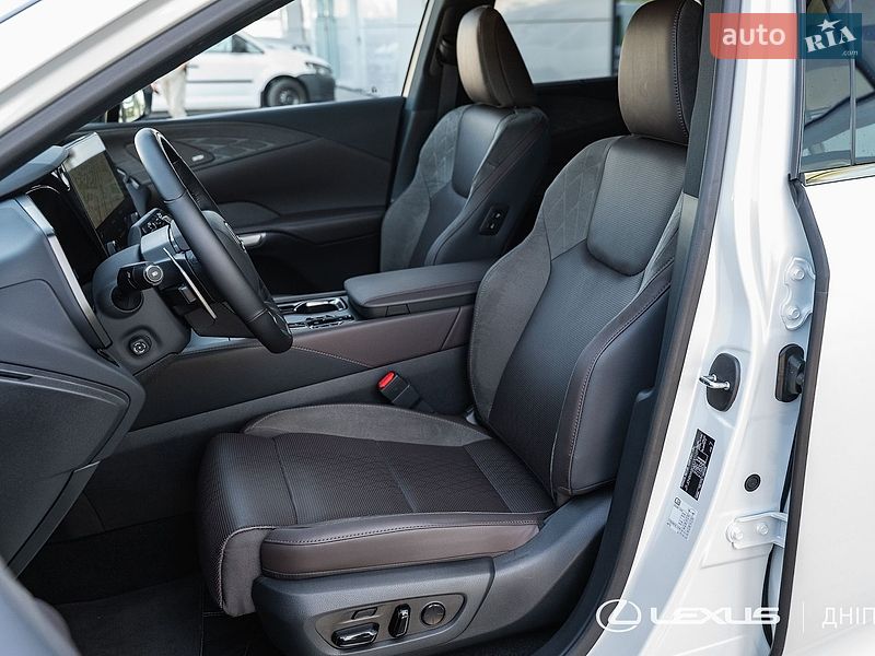 Внедорожник / Кроссовер Lexus RX 2025 в Днепре