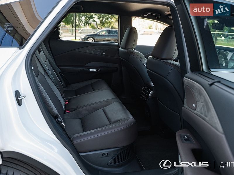 Внедорожник / Кроссовер Lexus RX 2025 в Днепре
