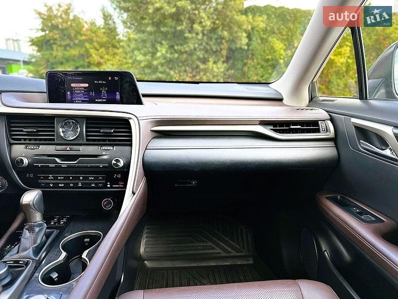 Позашляховик / Кросовер Lexus RX 2017 в Києві фото 39 Позашляховик / Кросовер Lexus RX 2017 в Києві