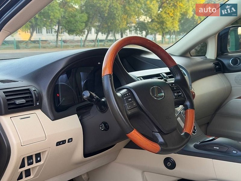 Позашляховик / Кросовер Lexus RX 2011 в Охтирці