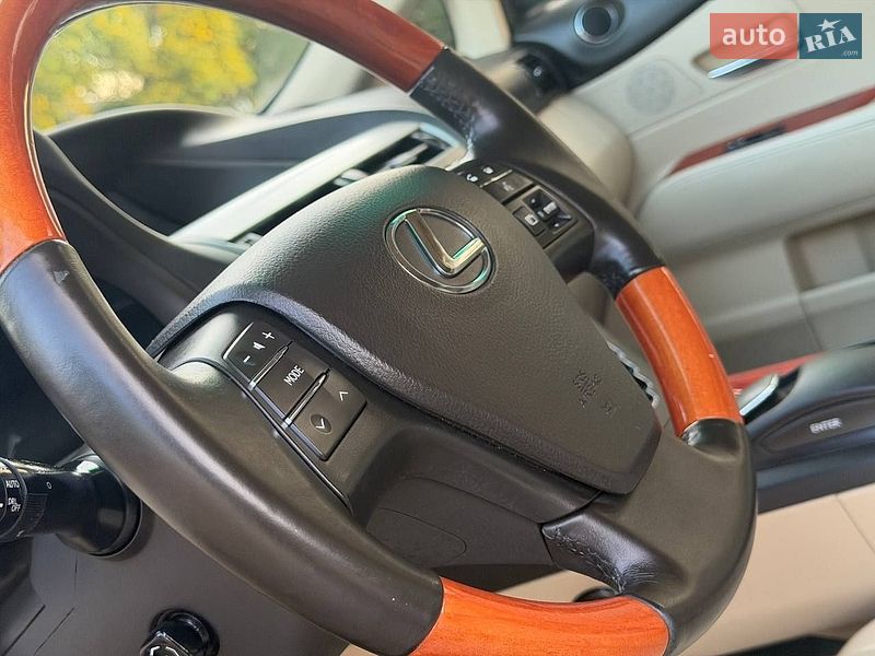 Позашляховик / Кросовер Lexus RX 2011 в Охтирці