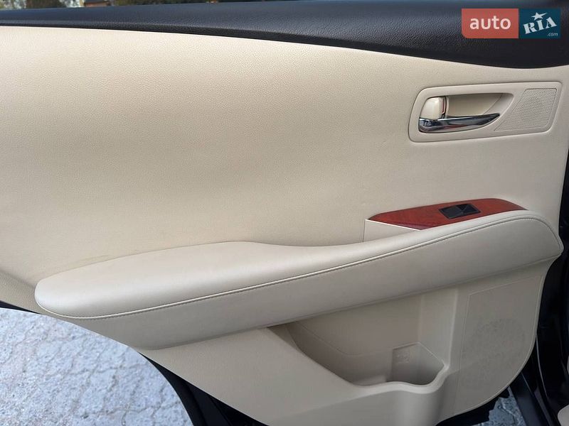 Позашляховик / Кросовер Lexus RX 2011 в Охтирці