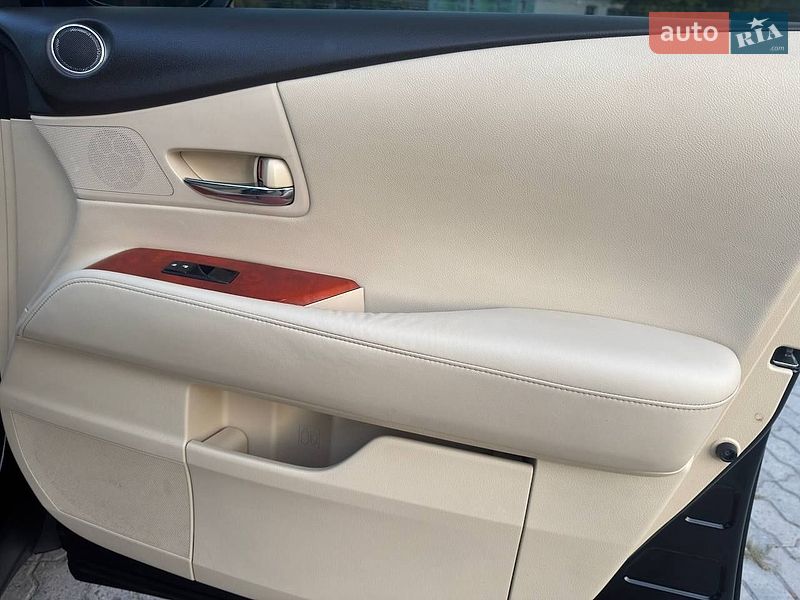 Позашляховик / Кросовер Lexus RX 2011 в Охтирці