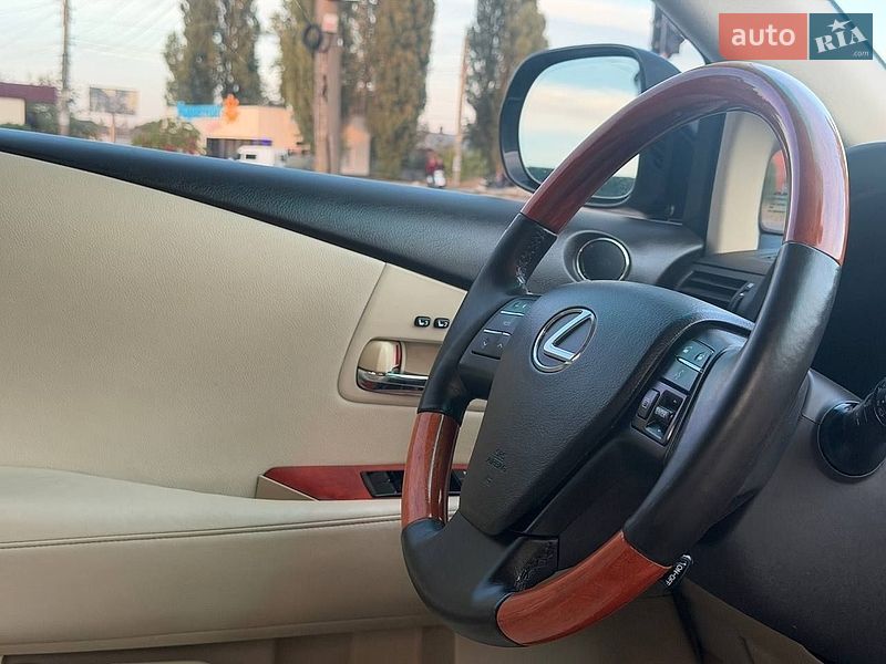 Позашляховик / Кросовер Lexus RX 2011 в Охтирці