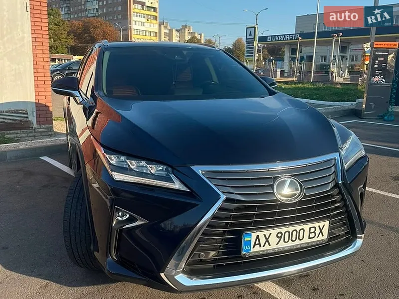 Lexus RX 2019