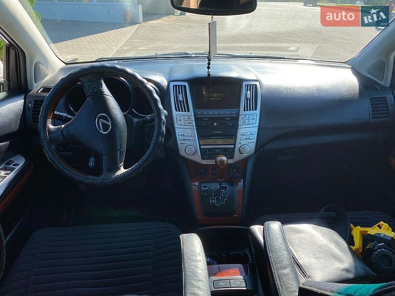 Внедорожник / Кроссовер Lexus RX 2004 в Могилев-Подольске