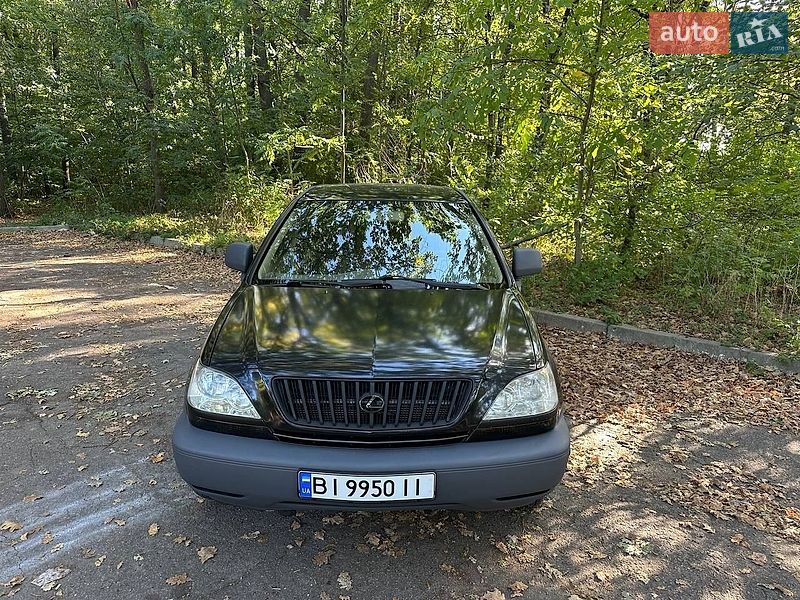 Внедорожник / Кроссовер Lexus RX 2000 в Полтаве