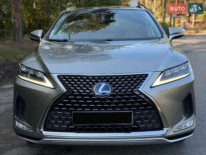 Lexus RX 2021