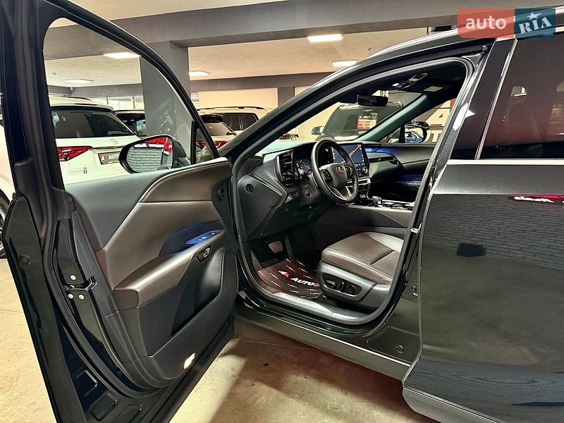Внедорожник / Кроссовер Lexus RX 2025 в Львове