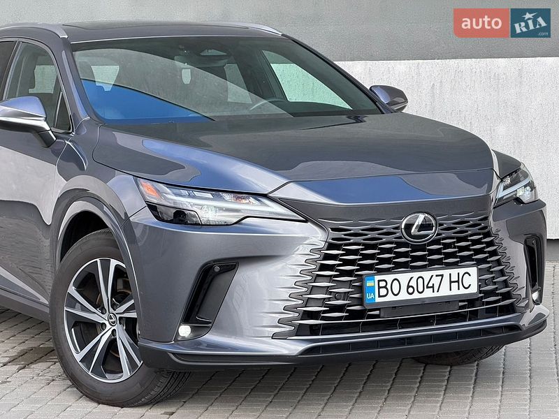 Lexus RX 2023