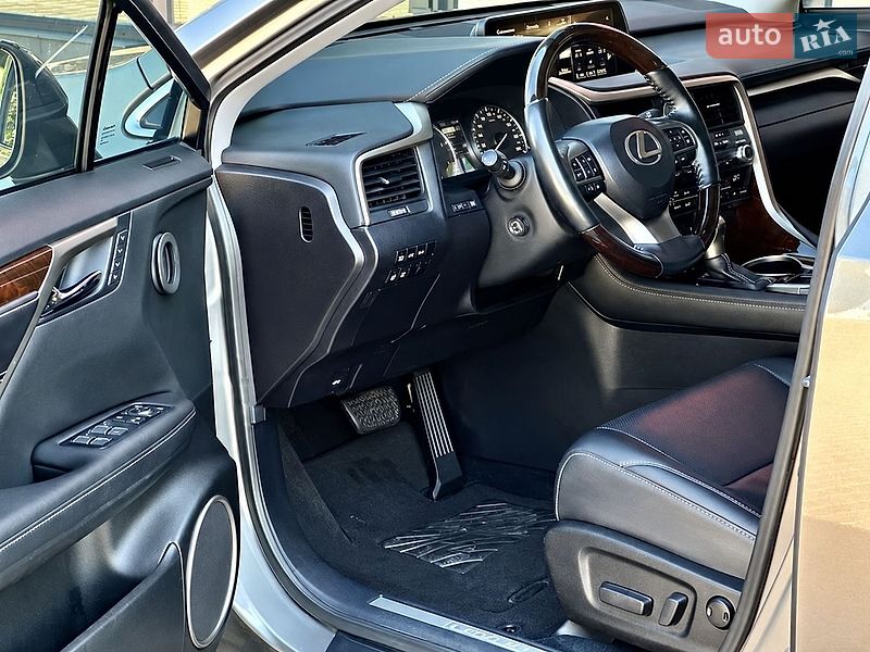 Позашляховик / Кросовер Lexus RX 2017 в Львові