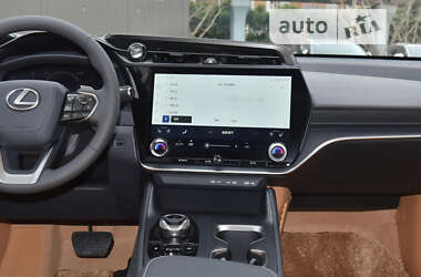 Внедорожник / Кроссовер Lexus RZ 2024 в 