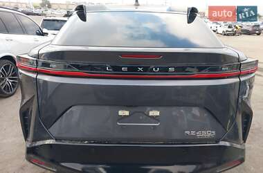 Lexus RZ 2023