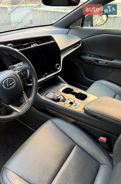 Внедорожник / Кроссовер Lexus RZ 2023 в 