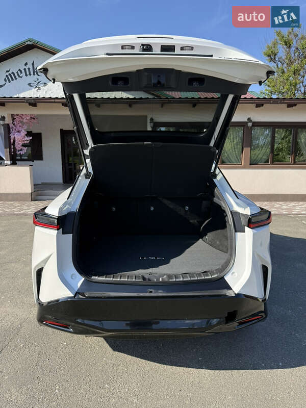 Внедорожник / Кроссовер Lexus RZ 2023 в Киеве